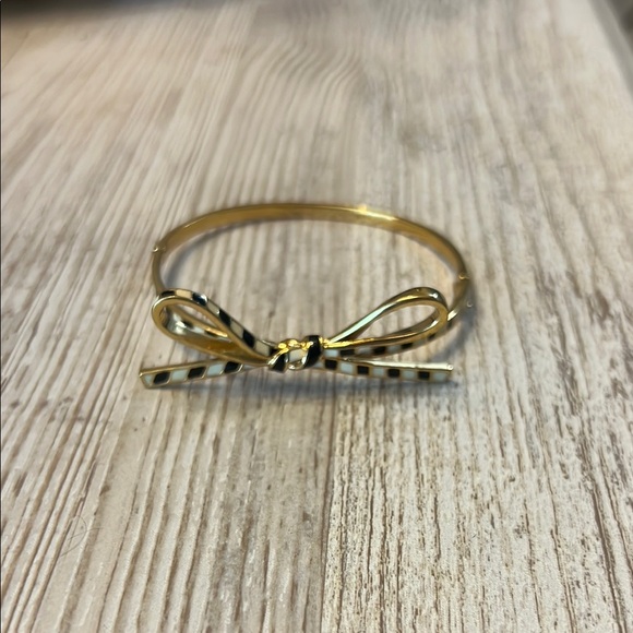 Kate Spade Gold Bow Bracelet - Picture 1 of 7